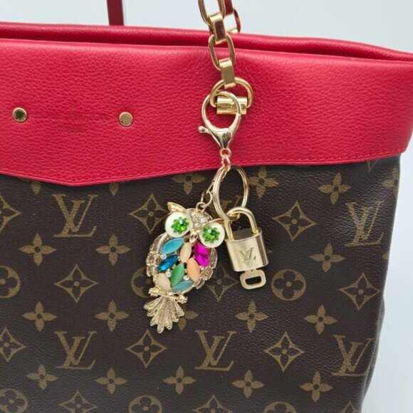 Authentic Louis Vuitton Lock & Key with unbranded Bagcharm, Keycharm, Keychain - Picture 3 of 10